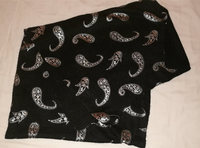 knitted scarf with paisley foil print